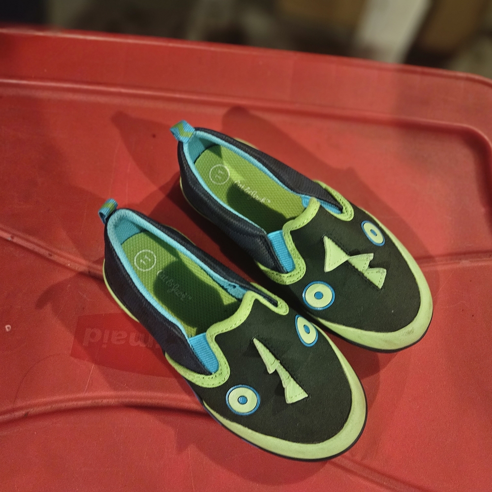 Cat & Jack Kids Slip-On Sneakers - Black and Green